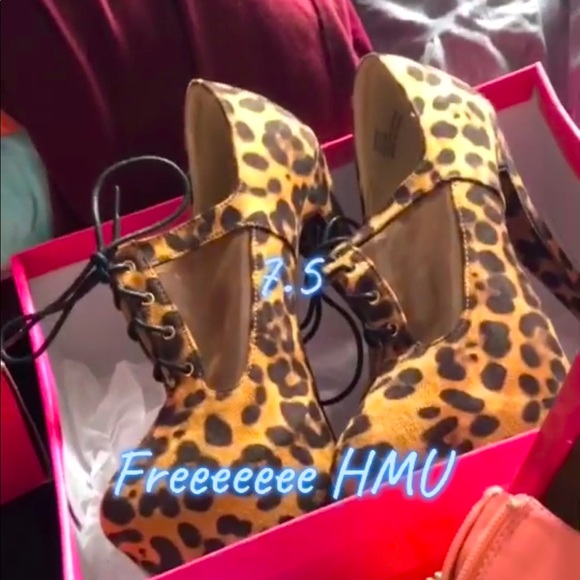 Heels - Picture 1 of 2